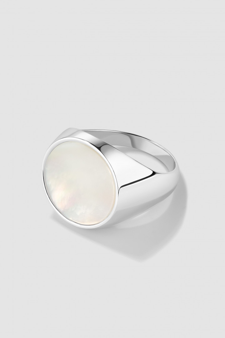 MOTHER OF PEARL SIGNET title=