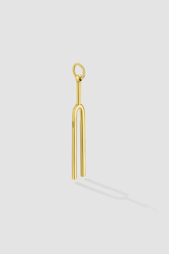 THE PITCHFORK TRINKET WITH GOLD PLATING title=