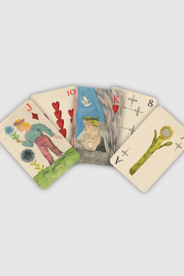Avgvst DECK OF PLAYING CARDS